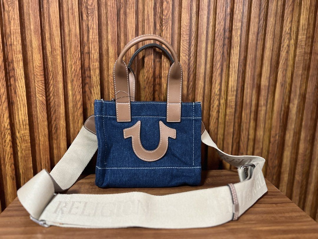 True Religion 2WAY bag (Category: Cross-body Bags) located in Cabanatuan. Submitted by hellorhea (Listing ID 1470435308, Image 1). Description: Brand new fresh from the US with tags. Removable strap. 2WAY bag, hand bag and crossbody.