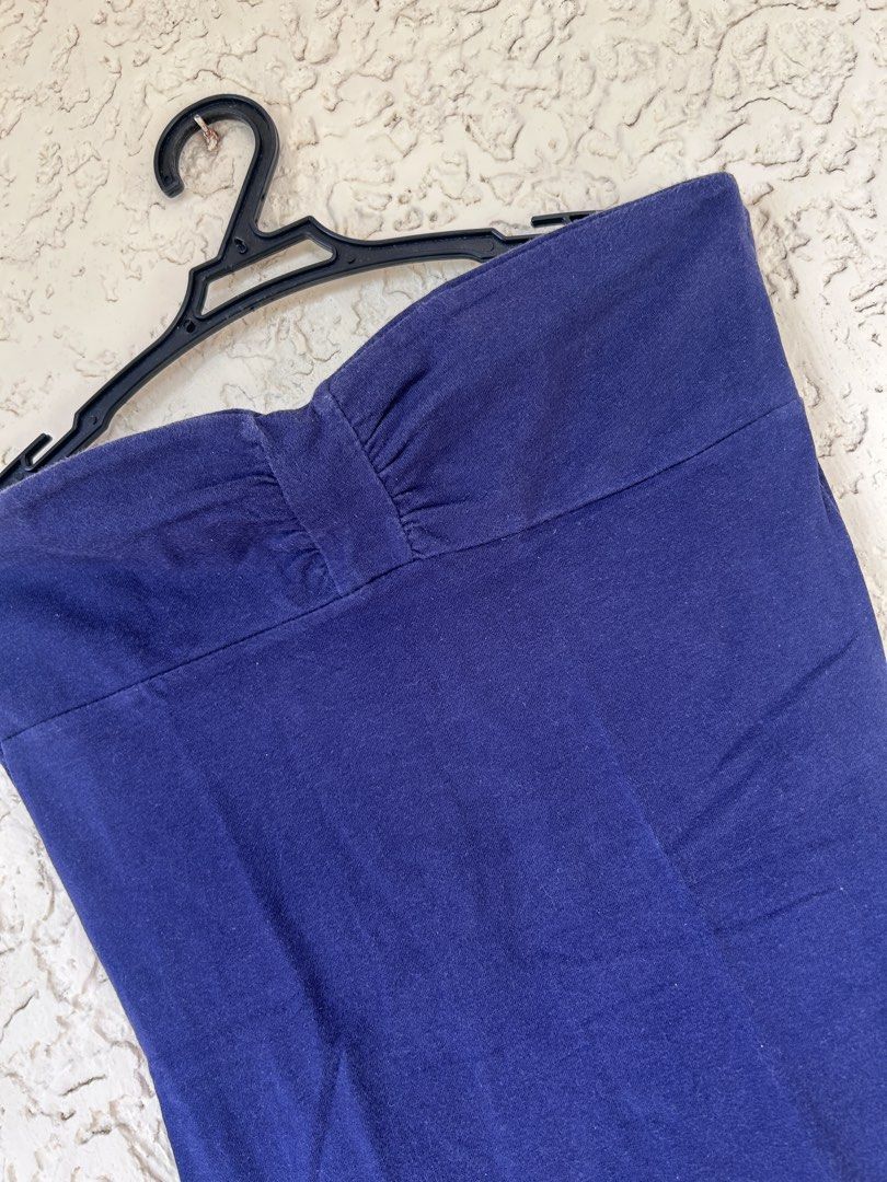 Tube Top (Category: Sleeveless) located in Batangas. Submitted by morcigues (Listing ID 1470354610, Image 2). Description: small / med.