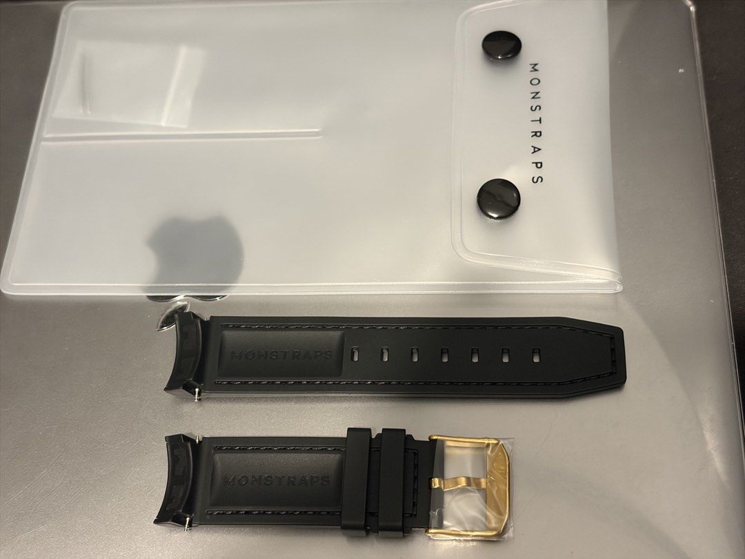 Tudor Black Bay Bronze 43mm Rubber strap (Category: Luxury Watches) located in Quezon City. Submitted by highrollaazz (Listing ID 1470438969, Image 2). Description: Monstraps rubber strap This strap will only fit the Black Bay Bronze 43mm models. Got this for $107 (6800PHP) including express shipping through their website Rfs : Already bought the Rubber B strap. No plans in using this. Selling it for 6k only Nova qc..