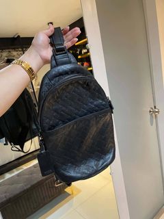 (Category: ) located in . Submitted by SecondhandItems97 (Listing ID 1470458089, Image 1). Description: .