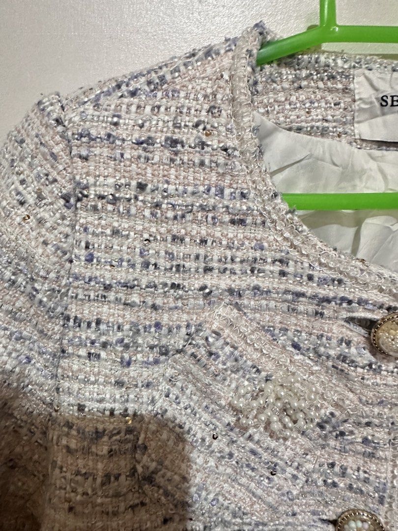 Tweed blazers (Category: Coats, Jackets and Outerwear) located in Tandag. Submitted by kawaiispreloved (Listing ID 1470391668, Image 3). Description: Ganda pang office, light weight. Pwede pang dailg coat. 1. 36 bust, 18.5 length 2. 36-38 bust, small to semi large, 22in length 3. 36-38 bust, small to semi large, 23in length.