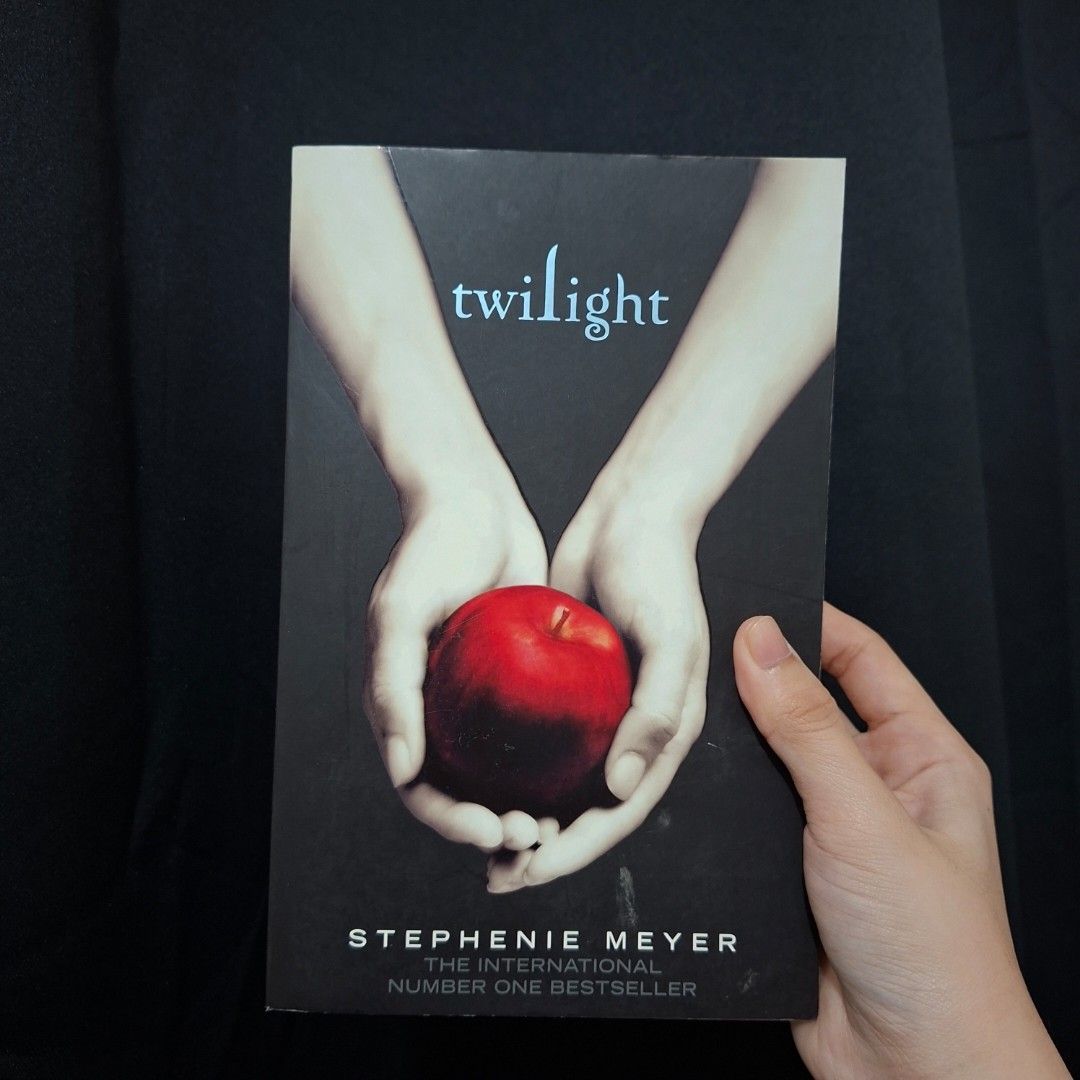 Twilight Novel by Stephenie Meyer (Category: Storybooks) located in Marikina City. Submitted by hellobookish.ph (Listing ID 1470491985, Image 1). Description: GR⭐️ 3.68 (7.6m ratings) Twilight Saga #1 Fantasy, Romance, Vampires, YA Paperback.
