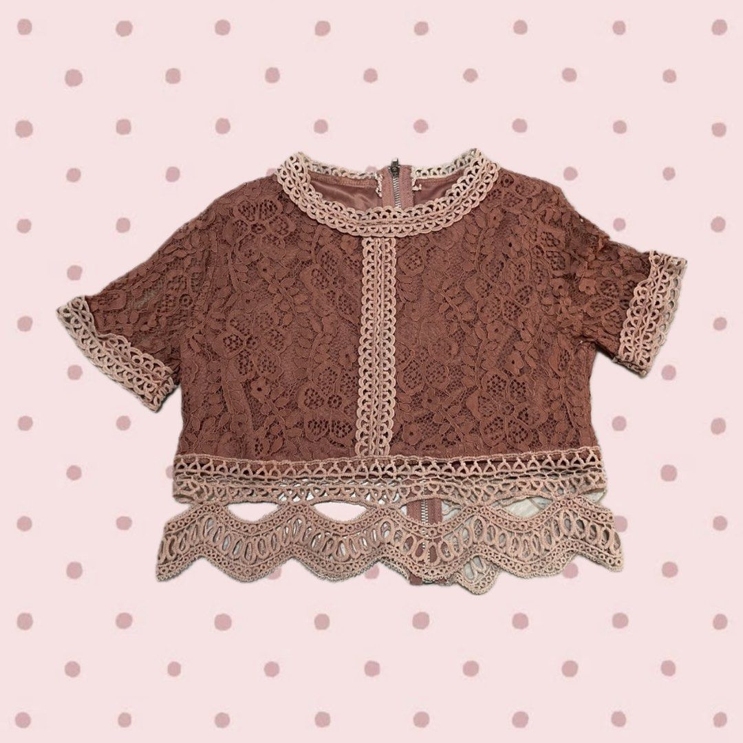 Two-tone Pink Lace Blouse Top (Category: Blouses) located in Bacoor. Submitted by s4dee (Listing ID 1470543878, Image 1). Description: size: small - back zipper.