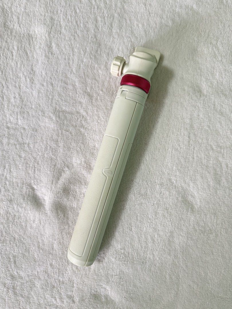 Ulanzi MT-44 Extendable Selfie Stick Tripod (Category: Tripods & Monopods) located in Manila. Submitted by mmilaomls (Listing ID 1470405956, Image 1). Description: - Model: Ulanzi MT-44 Mini Tripod & Selfie Stick - Color: Sleek white with stylish red accents - Dual Function: Easily converts from a handheld selfie stick to a sturdy tabletop tripod - Built-in Mount: Features an integrated phone clamp with a standard 1/4" screw underneath for versat