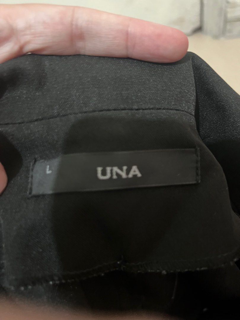 UNA Black Blazer Size L (Category: Coats, Jackets and Outerwear) located in Manila. Submitted by reyctennis (Listing ID 1470399226, Image 3). Description: - Brand: UNA - Size: Large (True to size) - Color: Classic Black - Closure: Single-button front - Pockets: Two functional flap pockets - Style: Structured lapel collar, long sleeves, clean lines - Versatile: Ideal for workwear or elevating casual outfits.