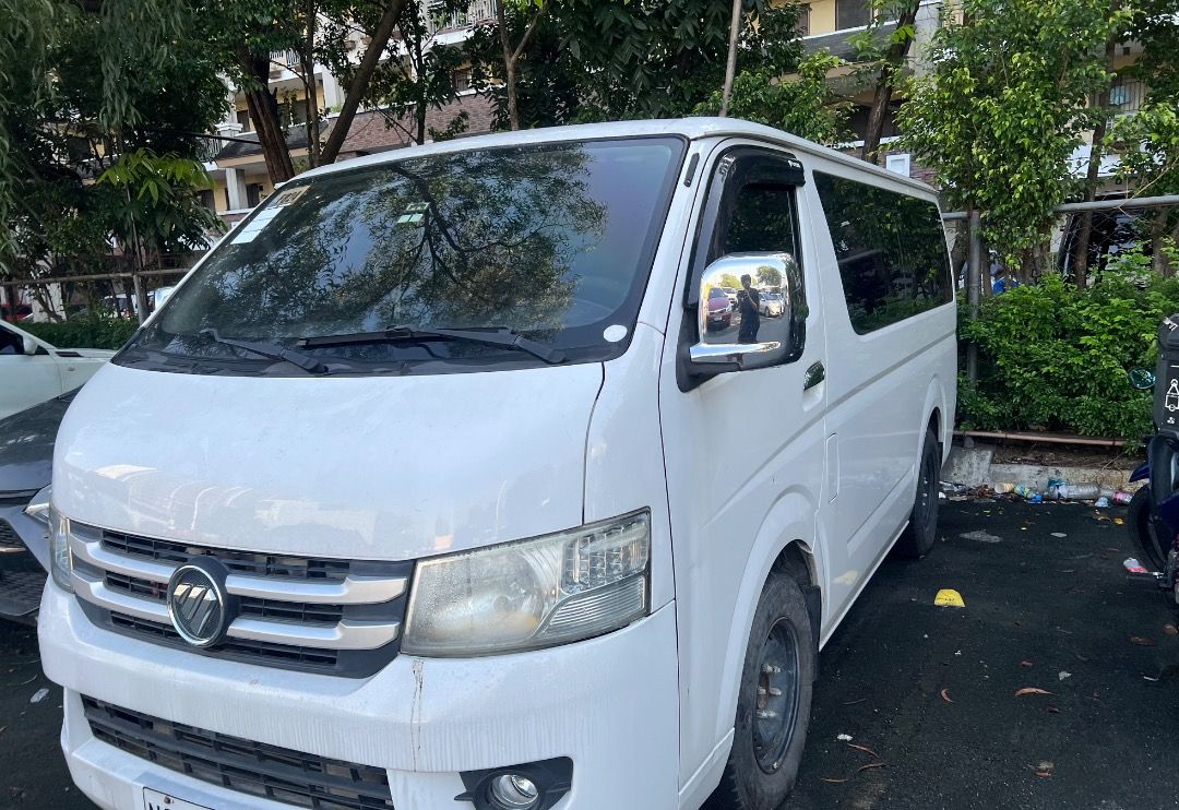 undefined Foton (Category: Used Cars) located in Pasig City. Submitted by parins (Listing ID 1470405479, Image 3). Description: Selling My Wife's Personal Van 1st owner! 2019 FOTON TRANSVAN 2.8L M/T DIESEL Mileage: 70,000 Php500,000 / Slightly Negotiable DETAILS Variant: Transvan Transmission: Manual Fuel: Diesel Color: White RFS: Hindi na nagagamit / Pinag-pahinga na ang orihinal na driver..
