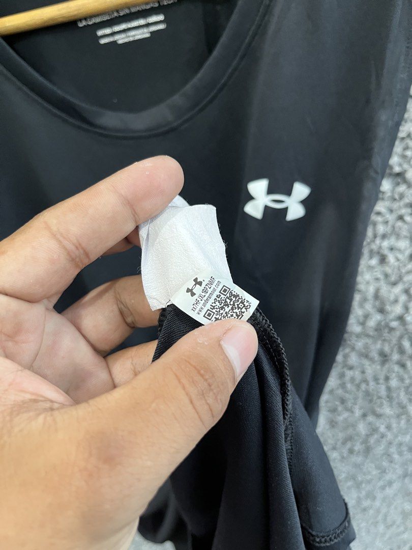 Under Armour Men's Tech Tank Top. | Size XL (Category: Tshirts & Polo Shirts ) located in General Trias. Submitted by zrchustle.604 (Listing ID 1470501734, Image 3). Description: Under Armour Men's Tech Tank Top. It features lightweight, quick-drying UA Tech™ fabric designed for training and workout comfort, styled with a classic crew neck and the signature logo on the left chest..