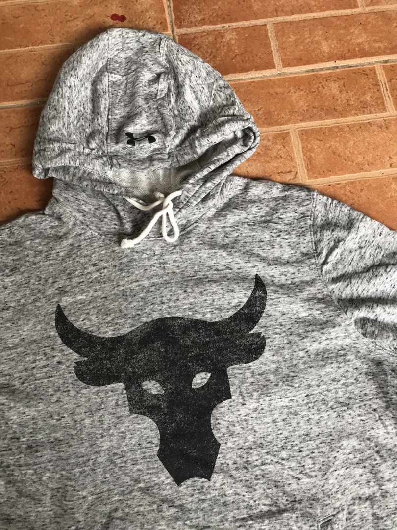 UNDER ARMOUR Project Rock Hoodie (Category: Coats, Jackets and Outerwear) located in San Fernando. Submitted by ramjames18 (Listing ID 1470373352, Image 3). Description: •UNDER ARMOUR Project Rock Jacket🔥 -Excellent Condition -10/10 Color Rate -Small to Medium frame -Dimes:21x27-28 Pm sa interested! 📥📥 .