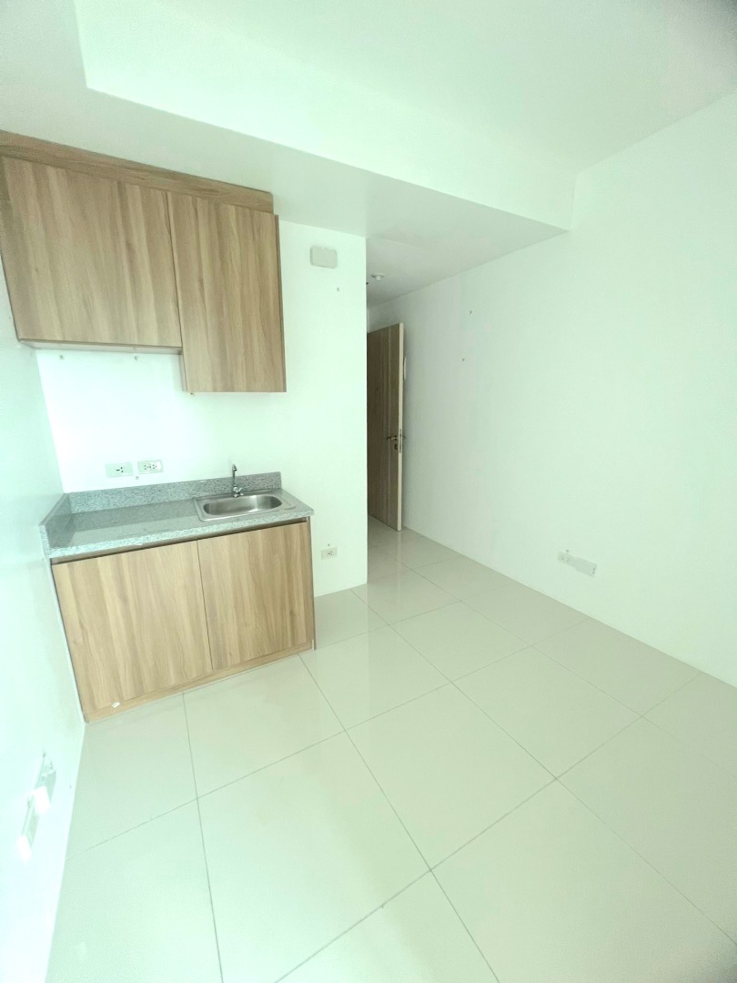 (Category: ) located in . Submitted by forelandrealtynetwork (Listing ID 1470449559, Image 1). Description: .