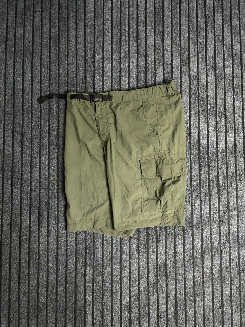 Uniqlo - Geared Utility Short (Category: Activewear) located in Puerto Princesa. Submitted by palawan.swagdealer (Listing ID 1470385471, Image 1). Description: All details are provided Kindly check each photo Item has no major flaws In very good condition.