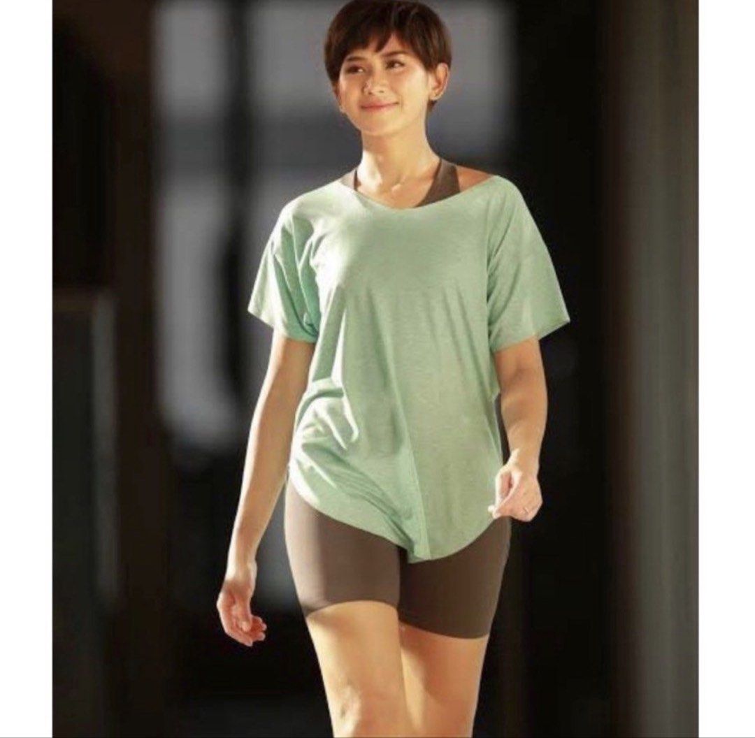 UNIQLO airism active top (Category: Activewear) located in San Jose del Monte. Submitted by mamiracky (Listing ID 1470443658, Image 1). Description: .