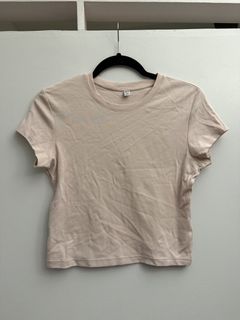 (Category: ) located in . Submitted by closetclearout.mnl (Listing ID 1470395428, Image 1). Description: .