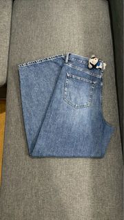 (Category: ) located in . Submitted by kobswitdathrifts (Listing ID 1470482517, Image 1). Description: .