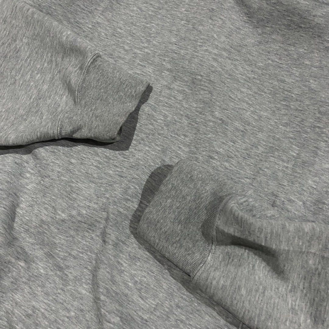 UNIQLO C SWEAT OVERSIZE PULLOVER HOODIE (Category: Hoodies) located in Bacolod City. Submitted by thriftedfits. (Listing ID 1470523003, Image 3). Description: 𝗨𝗡𝗜𝗤𝗟𝗢 𝗖 𝗦𝗪𝗘𝗔𝗧 𝗢𝗩𝗘𝗥𝗦𝗜𝗭𝗘 𝗣𝗨𝗟𝗟𝗢𝗩𝗘𝗥 𝗛𝗢𝗢𝗗𝗜𝗘 ♻️ Size: XL on tag | best fit L to XL Measurements: 24” width / 28” length Condition: Like New (10/10 Color rate) Flaws: None Price: ₱450 + shipping fee 🏷️ Mode of Payment: GCash / Bank Courier: J&T Express (nationwi