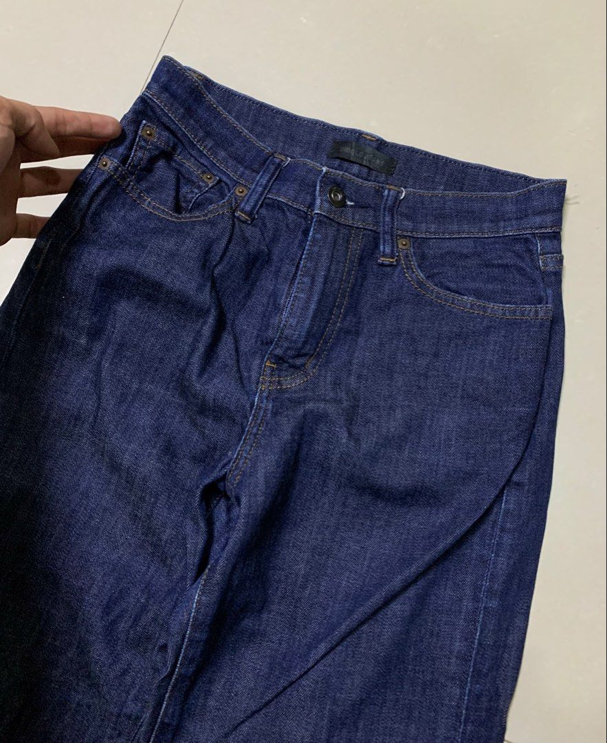 UNIQLO Denim Pants (Category: Jeans) located in Molave. Submitted by mysticbird_38213e (Listing ID 1470516776, Image 3). Description: Good condition No issue sobrang ganda pa po size 27 38 length .