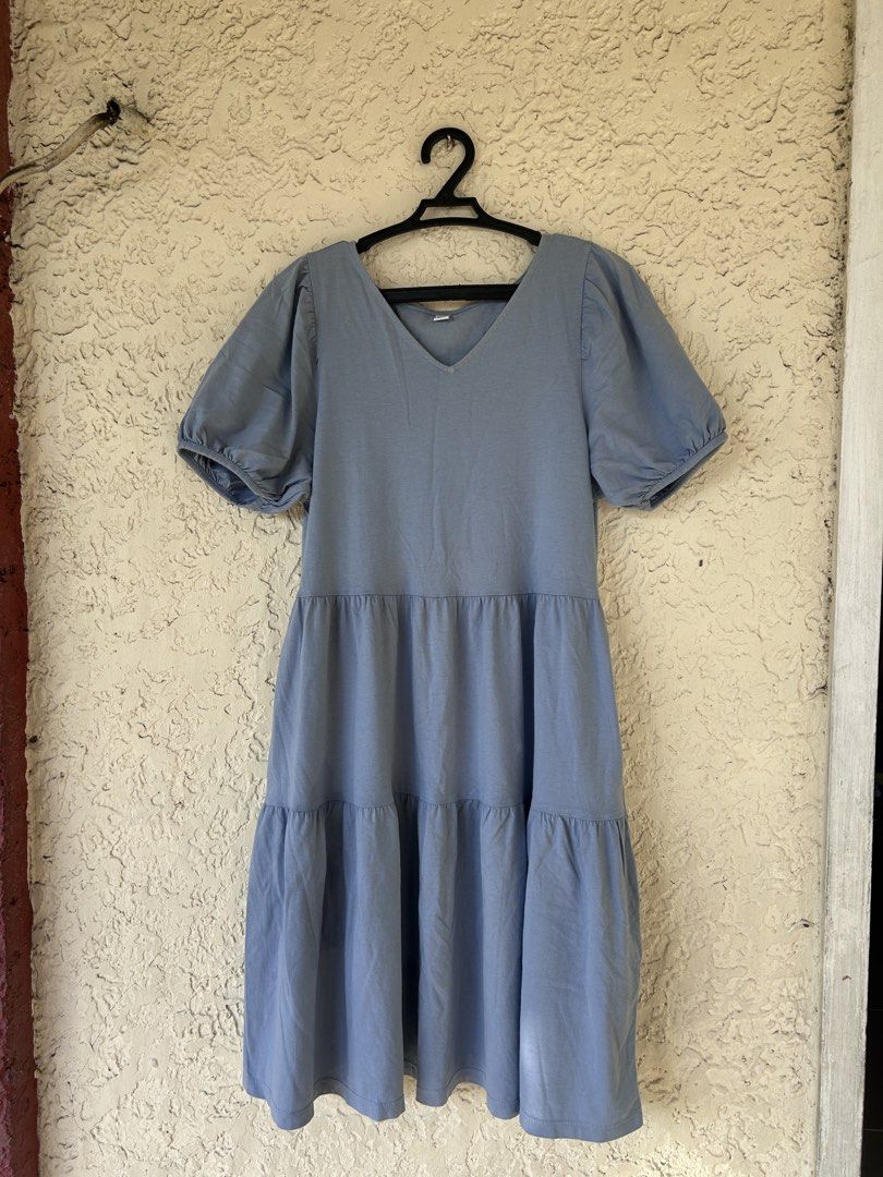 UNIQLO Dress (Category: Dresses) located in Batangas. Submitted by morcigues (Listing ID 1470354286, Image 1). Description: .