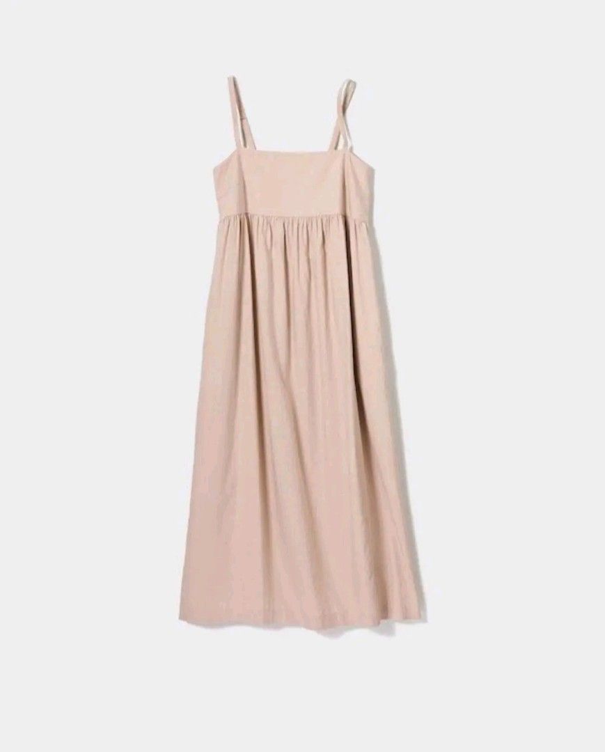 Uniqlo linen dress (Category: Dresses) located in Manila. Submitted by safewhale-01f4 (Listing ID 1470454683, Image 1). Description: uniqlo linen beige dress small like new.
