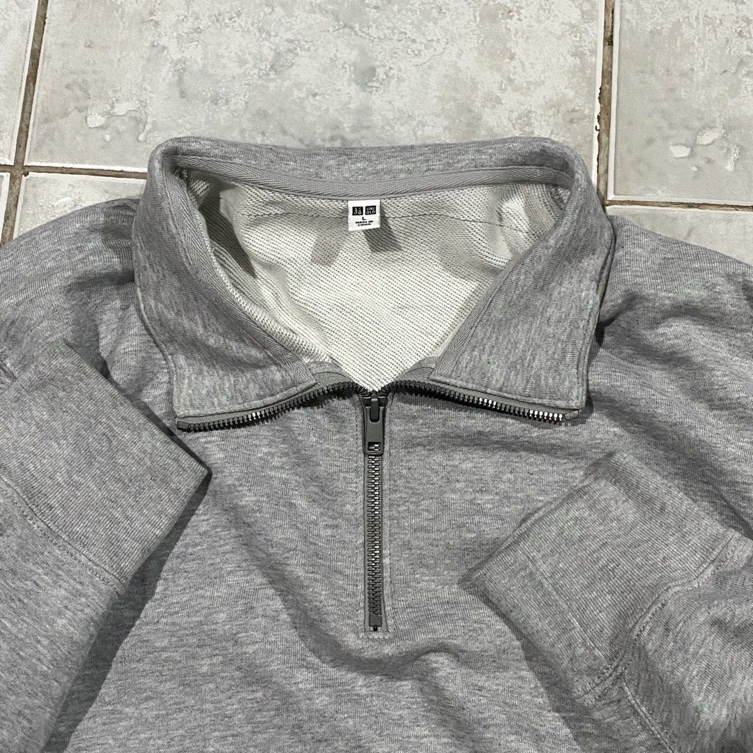UNIQLO QUARTER ZIP SWEATER (Category: Hoodies) located in Bacolod City. Submitted by thriftedfits. (Listing ID 1470523941, Image 3). Description: 𝗨𝗡𝗜𝗤𝗟𝗢 𝗤𝗨𝗔𝗥𝗧𝗘𝗥 𝗭𝗜𝗣 ♻️ Size: L on tag | best fit L to XL Measurements: 22” width / 28” length Condition: Like New (10/10 Color rate) Flaws: None Price: ₱400 + shipping fee 🏷️ Mode of Payment: GCash / Bank Courier: J&T Express (nationwide).