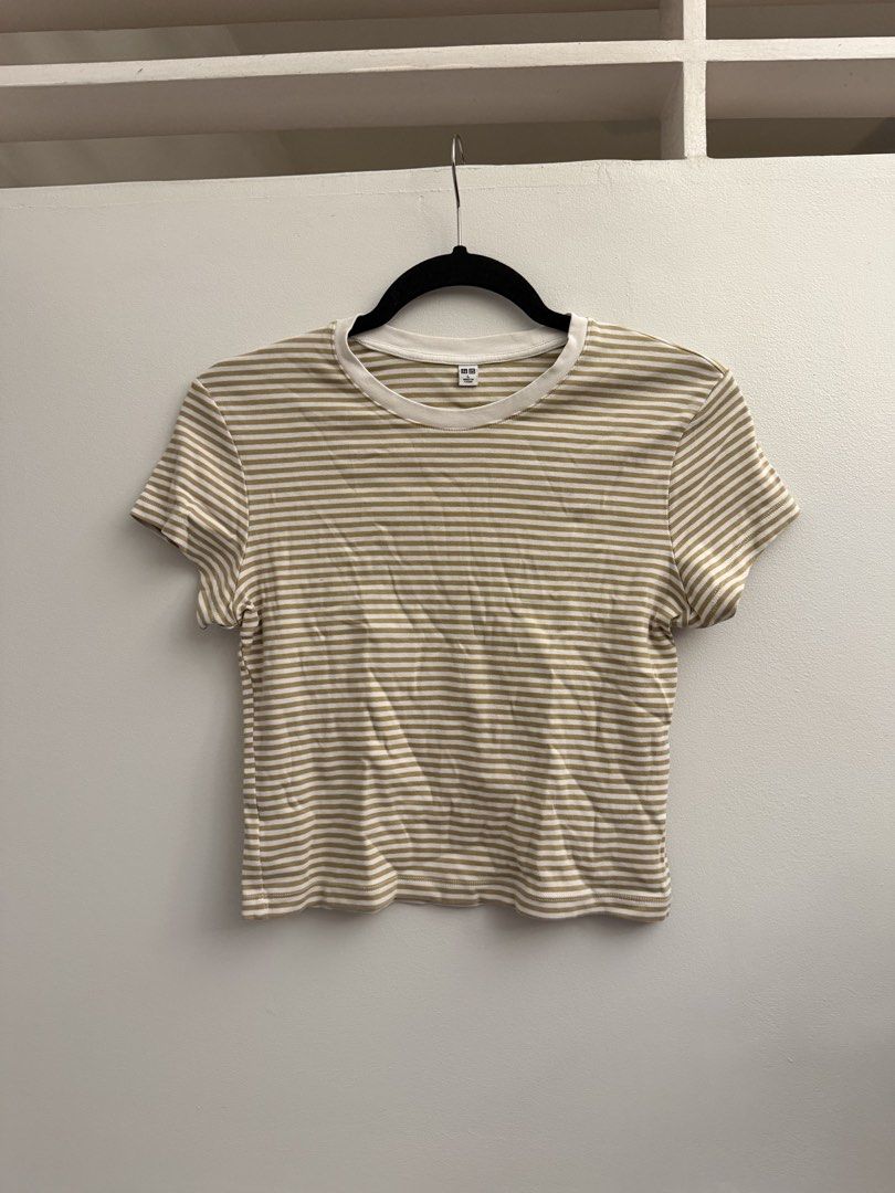 UNIQLO Stripes Baby tee (Category: Shirts) located in Manila. Submitted by closetclearout.mnl (Listing ID 1470401862, Image 3). Description: Shrunk in the dryer size: small - medium best fit: medium .