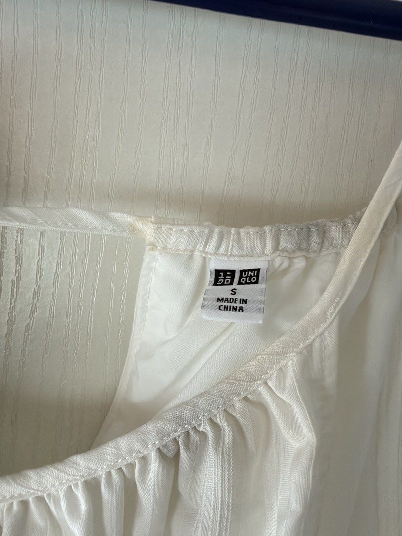 Uniqlo White Dress Size S (Category: Dresses) located in Quezon City. Submitted by milkiacream (Listing ID 1470419633, Image 2). Description: With stains (some can be removed by laundry).