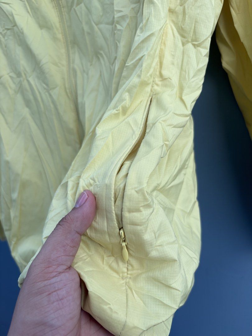 Uniqlo Windbreaker Jacket (Category: Coats, Jackets and Outerwear) located in General Santos City (Dadiangas). Submitted by a.rt.eyes (Listing ID 1470449253, Image 3). Description: Uniqlo Windbreaker Jacket Size xl on tag women’s size Dimension width 21 length 25 Excellent condition Color rate 9/10 Original Issue: dirty need wash only Located in General Santos City, Mindanao. Shipping fee applies for buyers outside my location. Payment first only