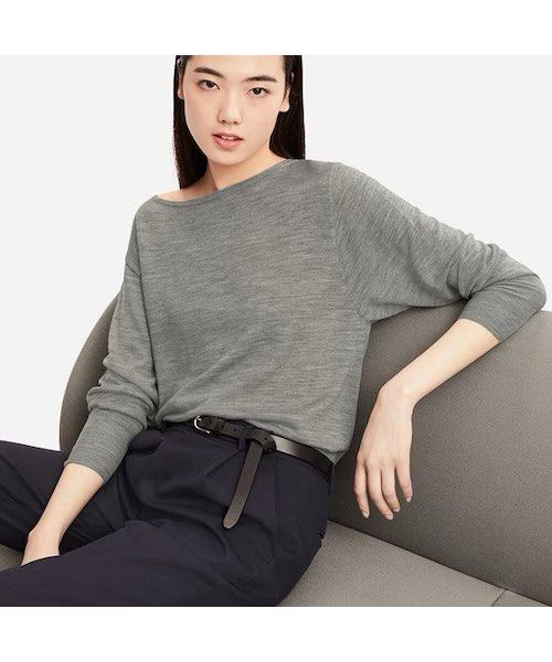 UNIQLO Wool Black Top (Category: Blouses) located in Puerto Princesa. Submitted by finewearco (Listing ID 1470365260, Image 1). Description: Size on tag : M fits up to L Armpit laid flat : 20 inches Length : 24 inches 📌 Fixed Price ❕1 DAY RESERVATION ONLY PAYMENT: ✅Gcash ✅BPI SHIPPING OPTIONS: ✅ starts at 80 J&T Thanks.