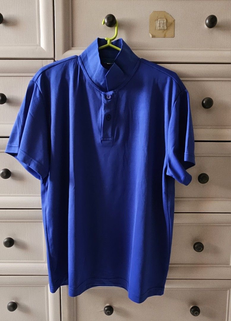Unknown Dri fit Top (Category: Activewear) located in Las Pinas. Submitted by happyfindstuff4u (Listing ID 1470503743, Image 2). Description: Unused New Large on tag.
