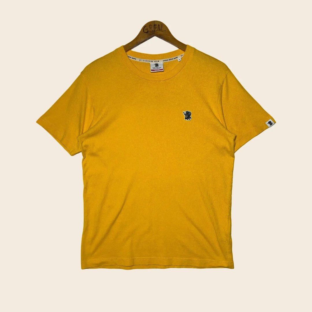 ursus.izzue.bape T-Shirt (Category: Tshirts & Polo Shirts ) located in Palompon. Submitted by paulrojas13 (Listing ID 1470545239, Image 1). Description: Size: S on tag Dimensions: 20 x 27 Condition: As New Color Rate: 9.9/10 Issue: None .
