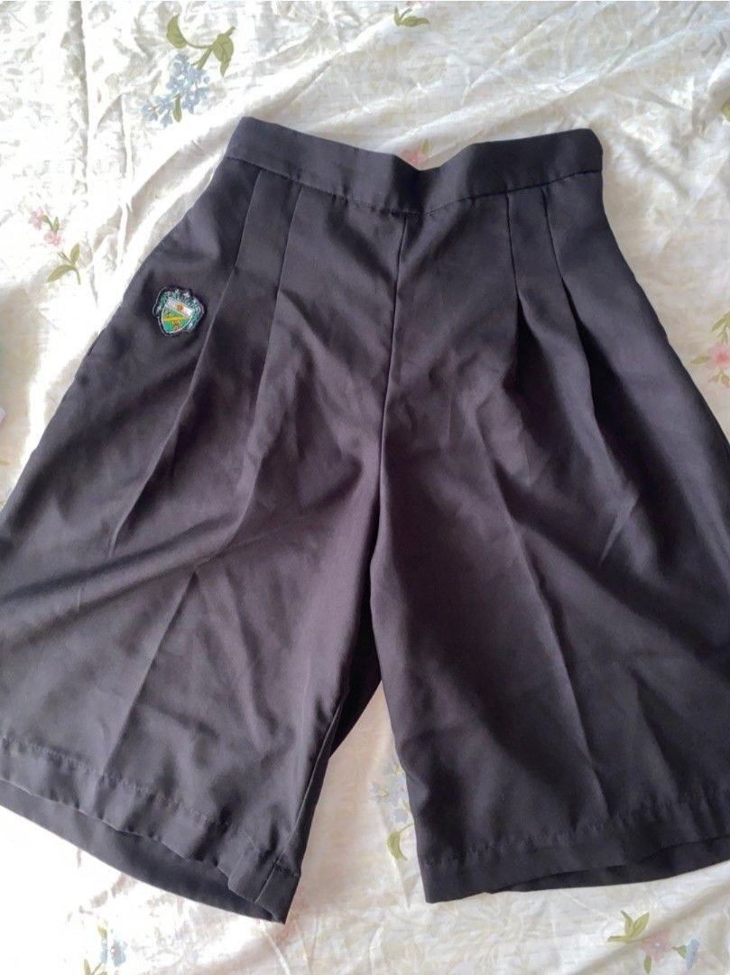 Ust nursing type b cullotes (Category: Skirts) located in Quezon City. Submitted by bt-enterprises (Listing ID 1470454065, Image 1). Description: I have 2 pcs of this type b color rate 10/10 300 each.
