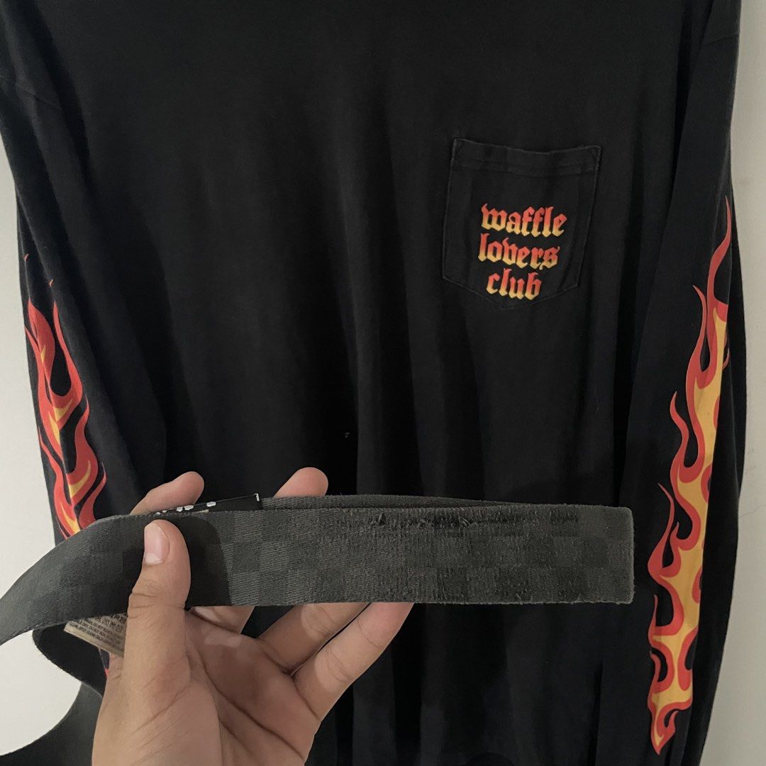 Vans Black Checkered Web Belt with Metal Buckle (Category: Belts) located in Cebu City. Submitted by trashloots.ceb (Listing ID 1470424721, Image 3). Description: Vans Web Belt -Size: 43 -Good -Issue: Sign of Usage -650🏷️ Cebu📍.