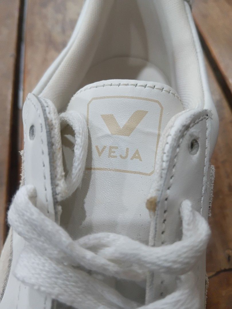 Veja (Category: Sneakers) located in Subic. Submitted by AnythingBrandedby_May (Listing ID 1470515921, Image 3). Description: Veja.