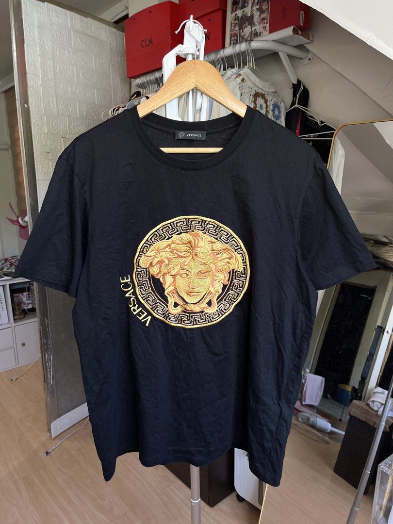 Versace Medusa (Category: Luxury Apparel) located in Tayug. Submitted by thriftyshady_ (Listing ID 1470363876, Image 1). Description: Versace XL on tag Dimes: 21.5x27 No issue 10/10 Condition and color rate As new condition.