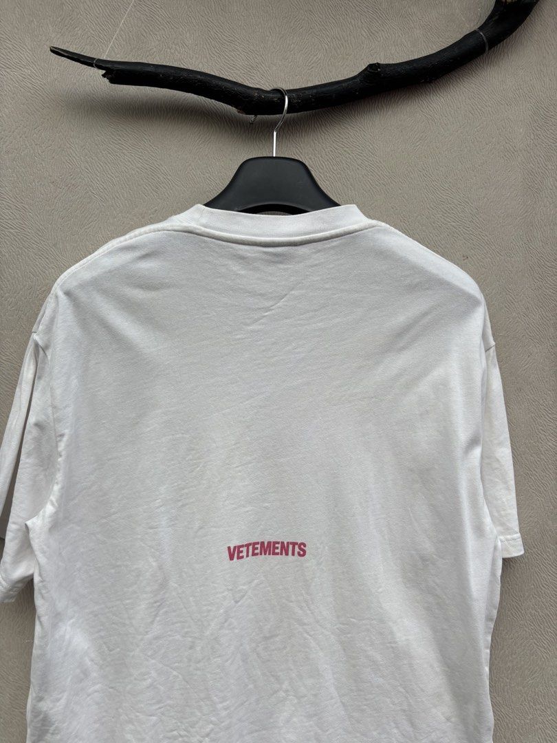 Vetements Shirt (Category: Tshirts & Polo Shirts ) located in Baybay. Submitted by thrift.ed2023 (Listing ID 1470436658, Image 3). Description: Vetements Shirt Large to XL 23x27 LB 28 No Issue Need Wash Good as New .