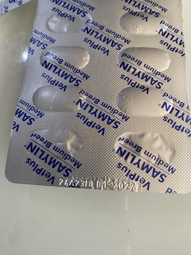 VetPlus Samylin Medium Breed Liver Supplement Tablets (Category: Pet Food) located in Makati City. Submitted by chezcafrankiin (Listing ID 1470429590, Image 2). Description: - Product: VetPlus Samylin Liver Support Tablets - For: Medium breed dogs - Quantity: 12 tablets total (1x 10-tablet blister pack + 1x 2-tablet strip) - Condition: tablets have cracks insidebut it’s brand new, unopened foil blisters - Expiry Date: 01-2027 - Ships immediately 