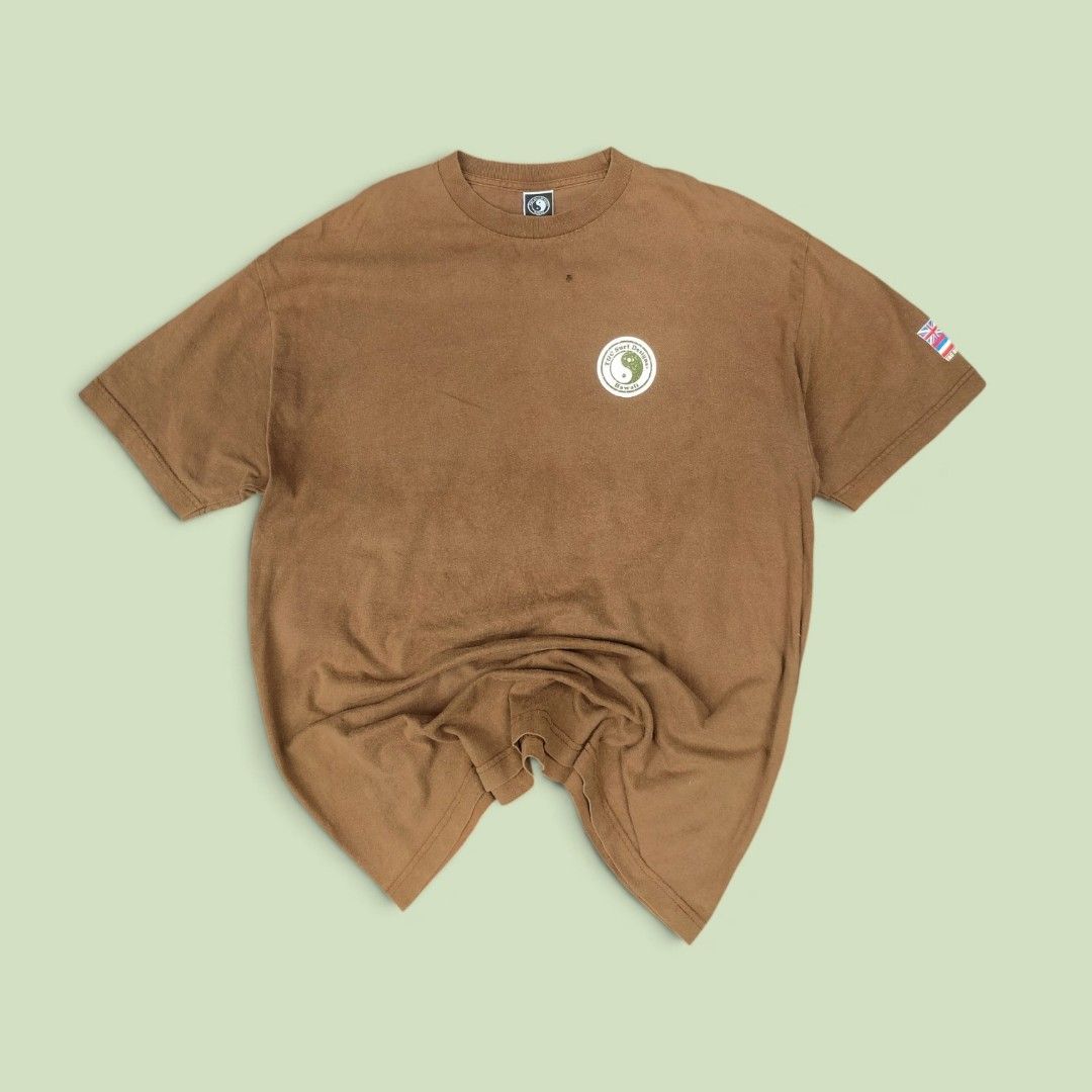 Vintage 90's T&C Surf Designs (Category: Tshirts & Polo Shirts ) located in Manila. Submitted by montillano25396 (Listing ID 1470350397, Image 2). Description: Vintage 90's T&C Surf Designs Dimes: 22 x 30 Good Condition.