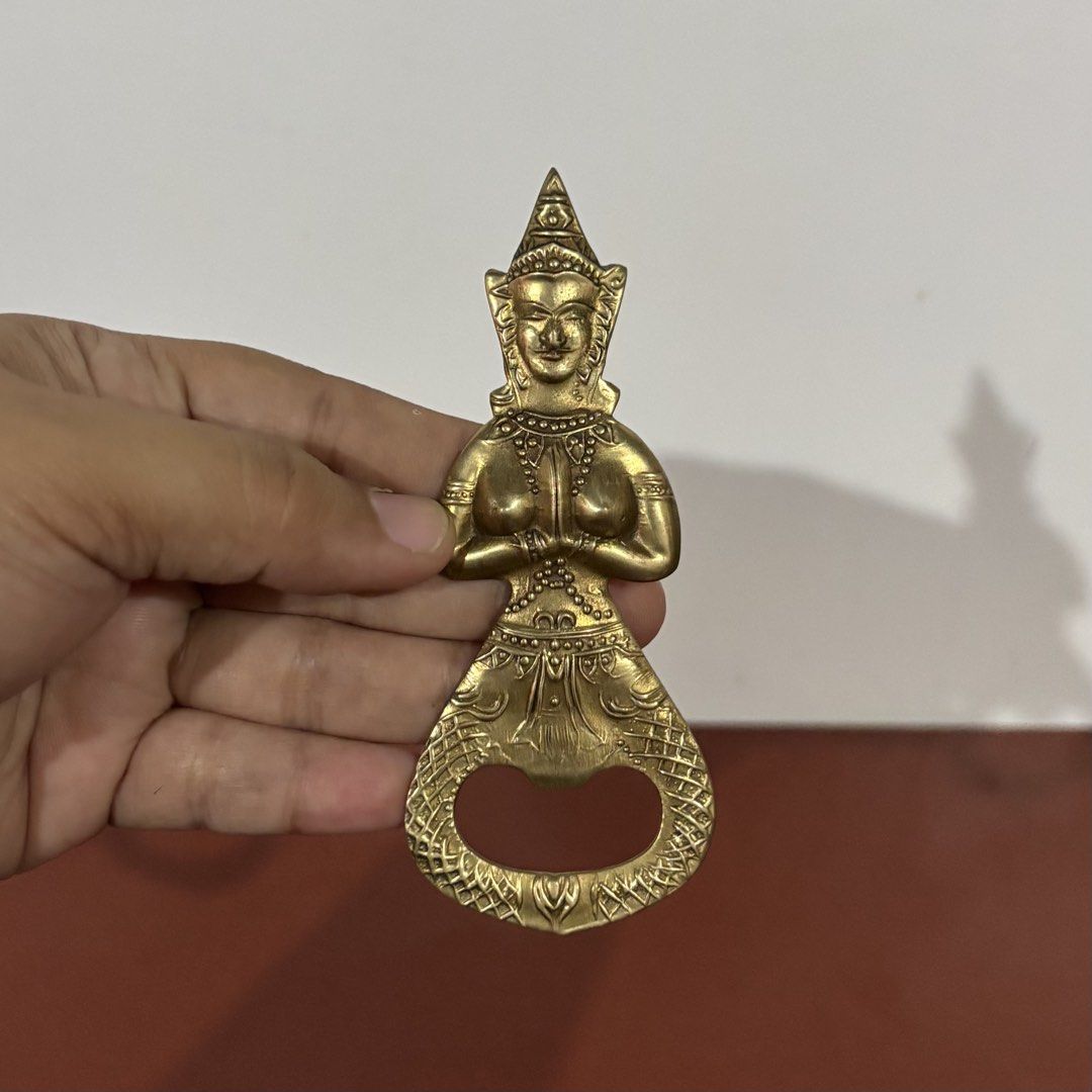 Vintage Bottle Opener “Thai Goddess” (Category: Vintage Collectibles) located in Cavite. Submitted by nanangonlineshop (Listing ID 1470468888, Image 2). Description: 📌 Vintage Bottle Opener “Thai Goddess” 🏷️ P150 ⚠️ POLICY: ❌ NO COD ✅ AS IS, WHERE IS ✅ FIRST PAY BASIS ✅ MINE NOW, PAY NOW ✅ 3-DAYS HOLD ONLY. UNPAID RESERVATIONS ARE VOIDED. 📍 Location: Cavite 👉 WE SHIP NATIONWIDE (LUZON, VISAYAS & MINDANAO) ✅ MOP: Bank Transfer (BPI) & GCash ✅ 