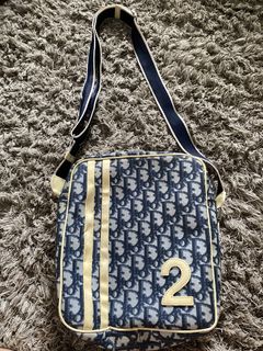 (Category: ) located in . Submitted by amarasluxbag (Listing ID 1470386258, Image 1). Description: .