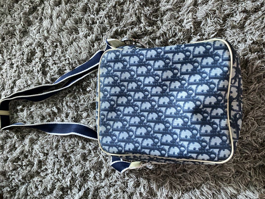 Vintage CD (Category: Luxury Bags & Wallets) located in Tagum. Submitted by amarasluxbag (Listing ID 1470386258, Image 2). Description: With sign of use Hairlines sa wthite part Matibay pa .