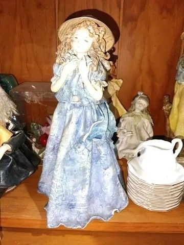 Vintage collection (Category: Vintage Collectibles) located in Midsayap. Submitted by zealocean.9a866d (Listing ID 1470538024, Image 3). Description: Mix vintage items available japan surplus.