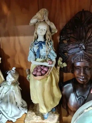 Vintage collection (Category: Vintage Collectibles) located in Midsayap. Submitted by zealocean.9a866d (Listing ID 1470538024, Image 2). Description: Mix vintage items available japan surplus.