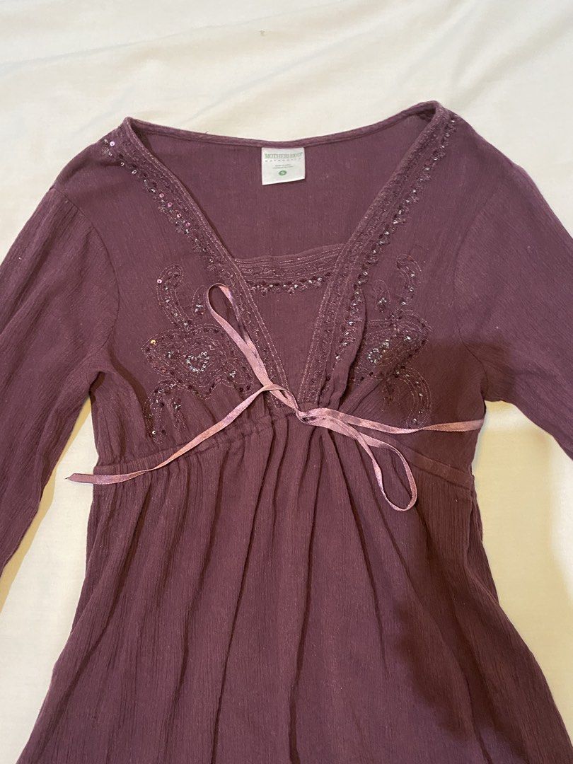 Vintage flowy long sleeve (Category: Blouses) located in General Santos City (Dadiangas). Submitted by amae.threads_0117 (Listing ID 1470506667, Image 2). Description: Cutesy and whimsical .