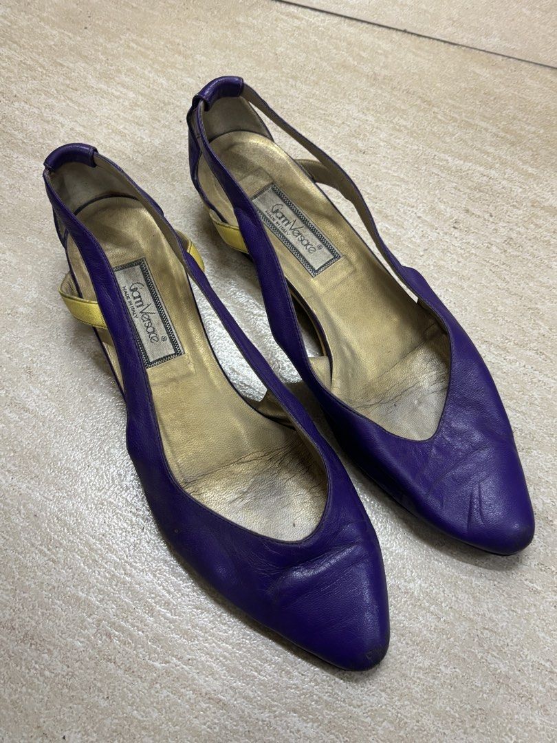vintage gianni versace sandals ( 2000s, y2k ) (Category: Heels) located in Antipolo. Submitted by raffyellaa (Listing ID 1470477806, Image 2). Description: .