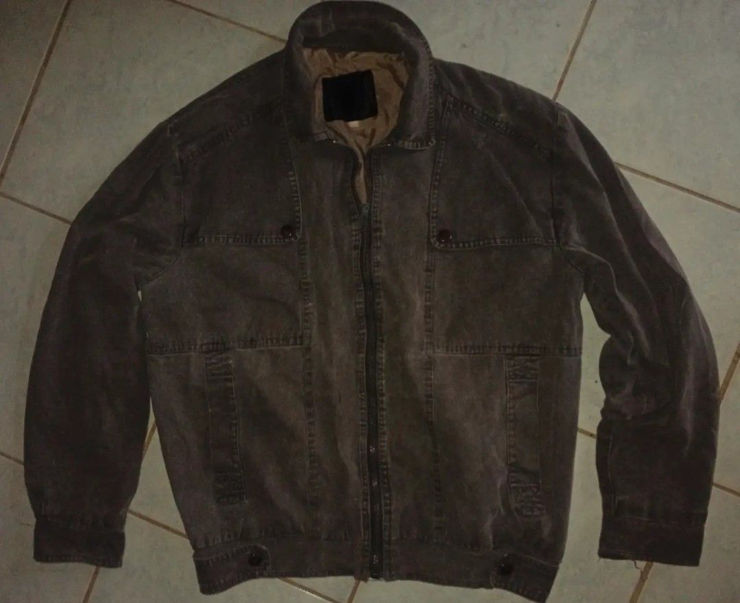 Vintage Gorpcore Faded Canvas Utility Jacket (Category: Coats, Jackets and Outerwear) located in Santo Domingo. Submitted by uuaauuaa (Listing ID 1470457795, Image 1). Description: dm if ur interested!!.