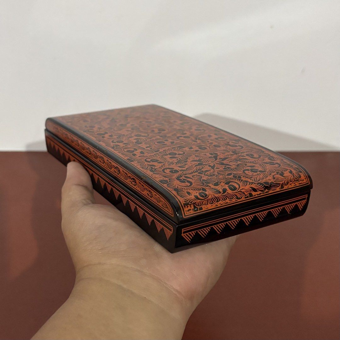 Vintage Lacquerware Box (Category: Vintage Collectibles) located in Cavite. Submitted by nanangonlineshop (Listing ID 1470350274, Image 3). Description: 📌 Vintage Lacquerware Box 🏷️ P100 ⚠️ POLICY: ❌ NO COD ✅ AS IS, WHERE IS ✅ FIRST PAY BASIS ✅ MINE NOW, PAY NOW ✅ 3-DAYS HOLD ONLY. UNPAID RESERVATIONS ARE VOIDED. 📍 Location: Cavite 👉 WE SHIP NATIONWIDE (LUZON, VISAYAS & MINDANAO) ✅ MOP: Bank Transfer (BPI) & GCash ✅ Shipping Courier: J&T Expr