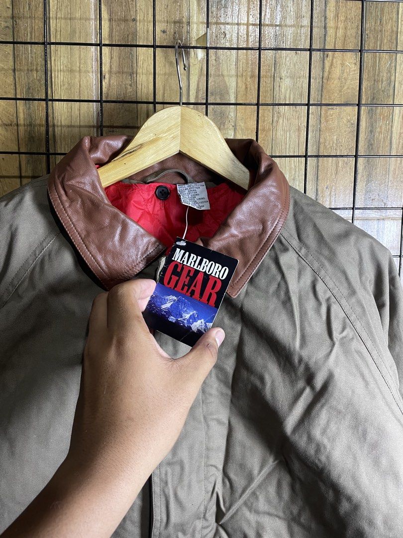 Vintage marlboro trench out (Category: Coats, Jackets and Outerwear) located in Pateros City. Submitted by toogood.mnl (Listing ID 1470522688, Image 2). Description: Real vintage marlboro trench coat W-24 L-34 No issue With hangtag Excellent condition .