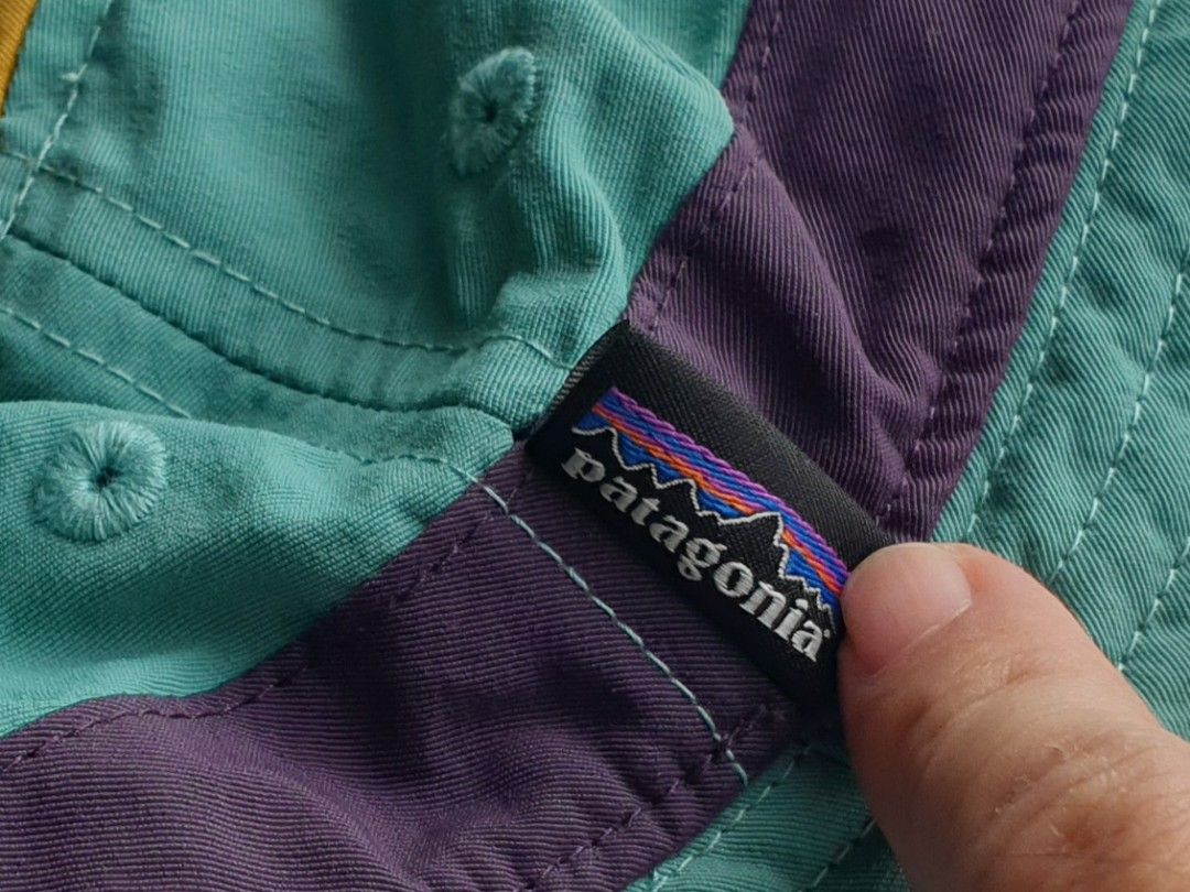 Vintage Patagonia Bucket Hat (Category: Caps & Hats) located in Quezon City. Submitted by WasalakTwo (Listing ID 1470415056, Image 3). Description: Bought in Japan Goodcondition Clean and presentable Open for delivery nationwide.