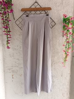 (Category: ) located in . Submitted by original_uniqlo (Listing ID 1470459210, Image 1). Description: .