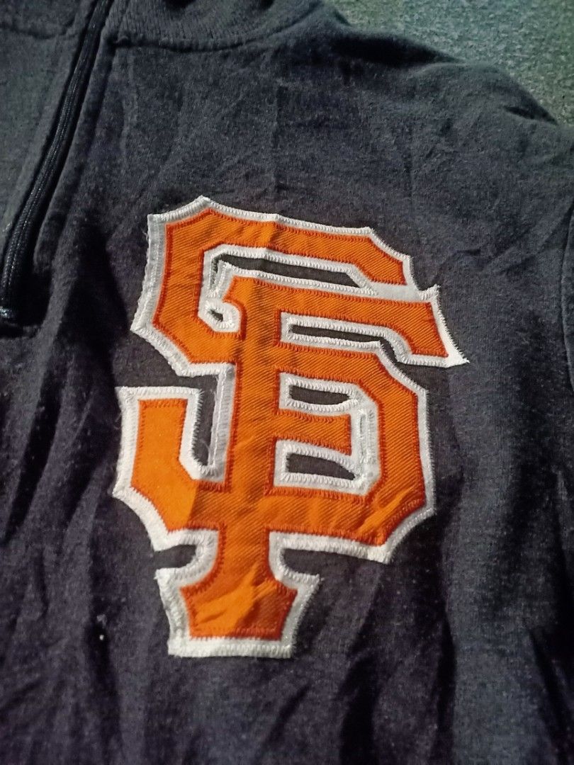 Vintage SF Quater Zip (Category: Sleep and Loungewear) located in Pasig City. Submitted by thrifttofit (Listing ID 1470507037, Image 2). Description: Vintage Quarter ZiP SF Size S. Fit Miduem Condition 8/10 Color rate 9/10 L-26 w-23 Issue Zipper nya lang walang hawakan Pasig city.