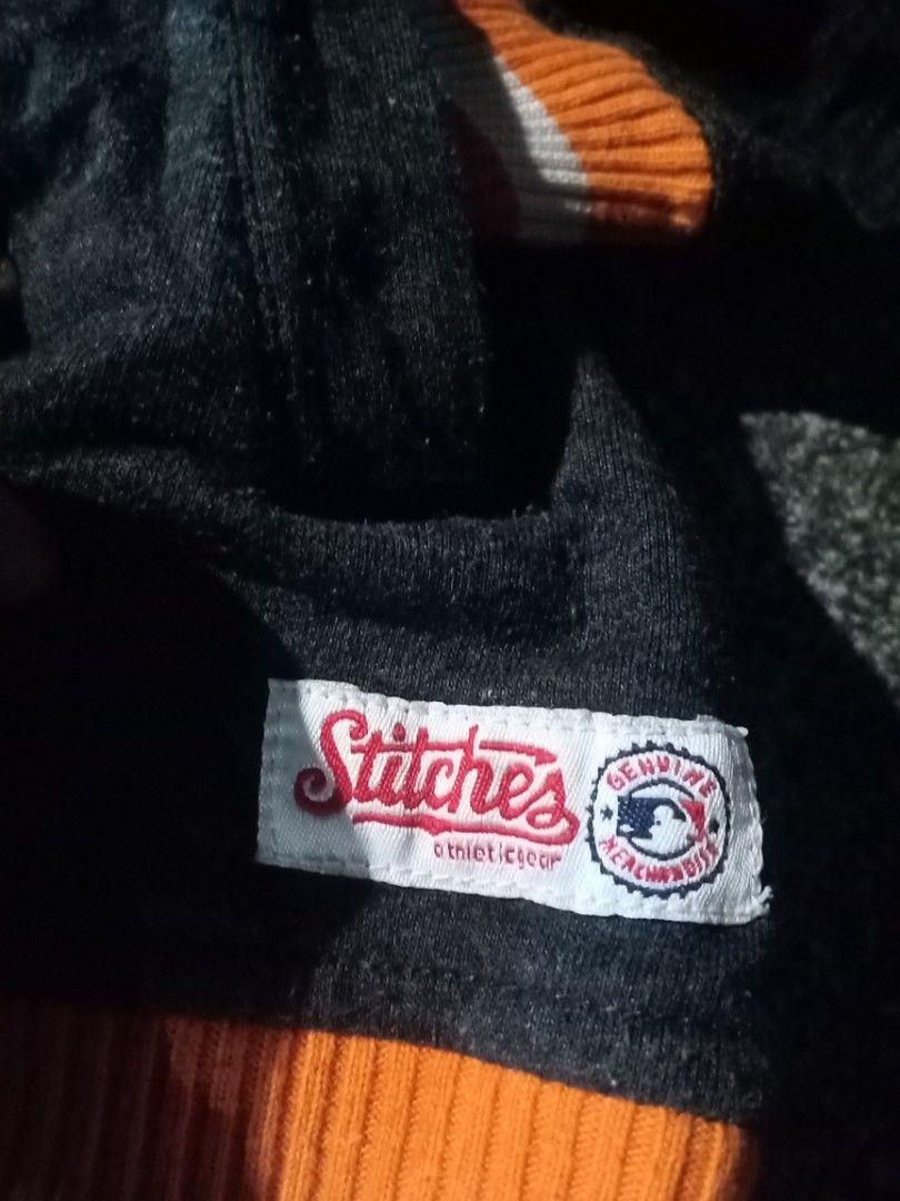 Vintage SF Quater Zip (Category: Sleep and Loungewear) located in Pasig City. Submitted by thrifttofit (Listing ID 1470507037, Image 3). Description: Vintage Quarter ZiP SF Size S. Fit Miduem Condition 8/10 Color rate 9/10 L-26 w-23 Issue Zipper nya lang walang hawakan Pasig city.