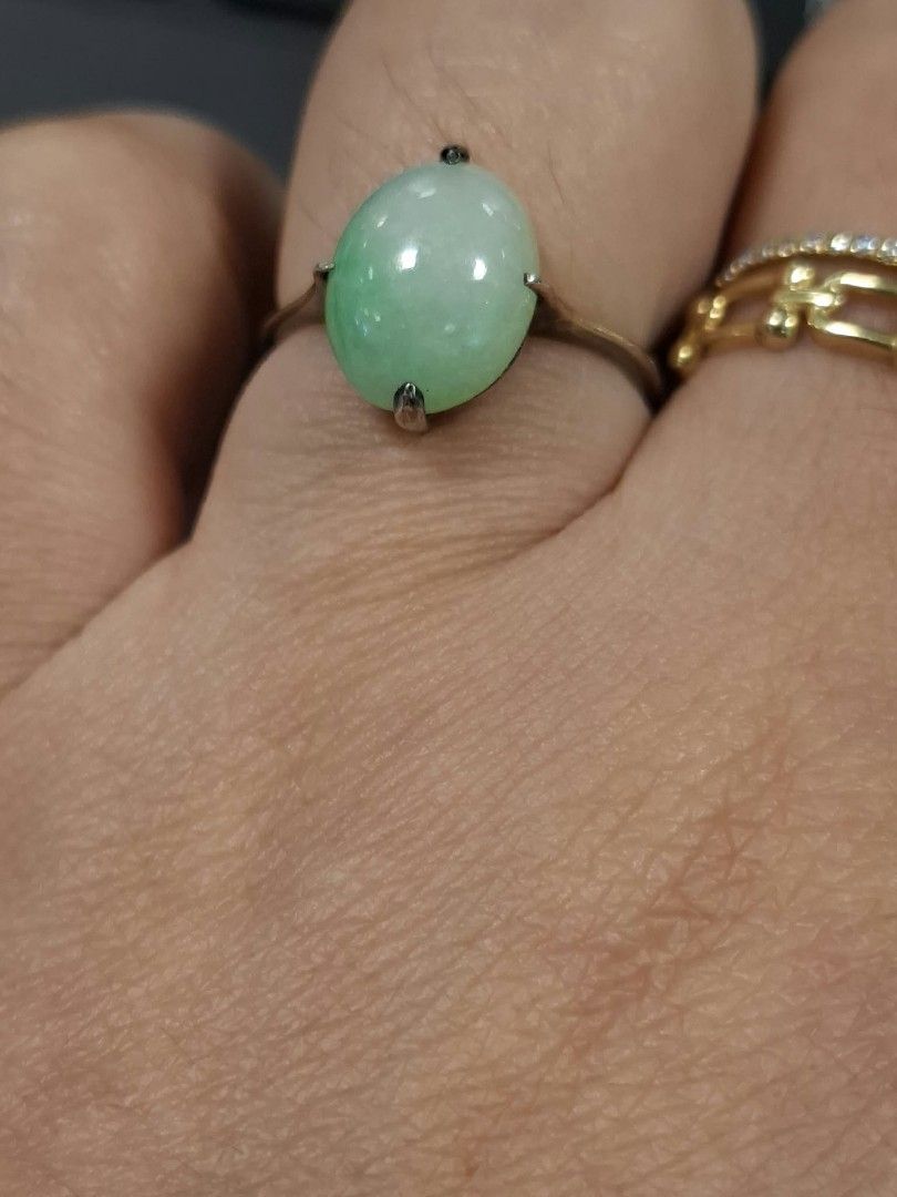 Vintage Silver Ring with Gemstone (Category: Rings) located in Taguig. Submitted by chaicms1030 (Listing ID 1470364685, Image 3). Description: Vintage Silver Ring with Gemstone Size 5.5 With very small marking Tested Silver.